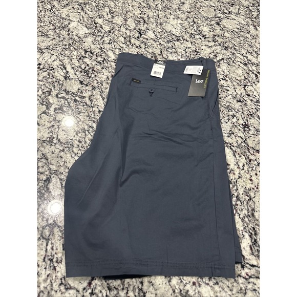 Lee Extreme Motion Shorts Mens 50 Blue Cargo 10" Performance Series Hiking Work - Picture 1 of 9
